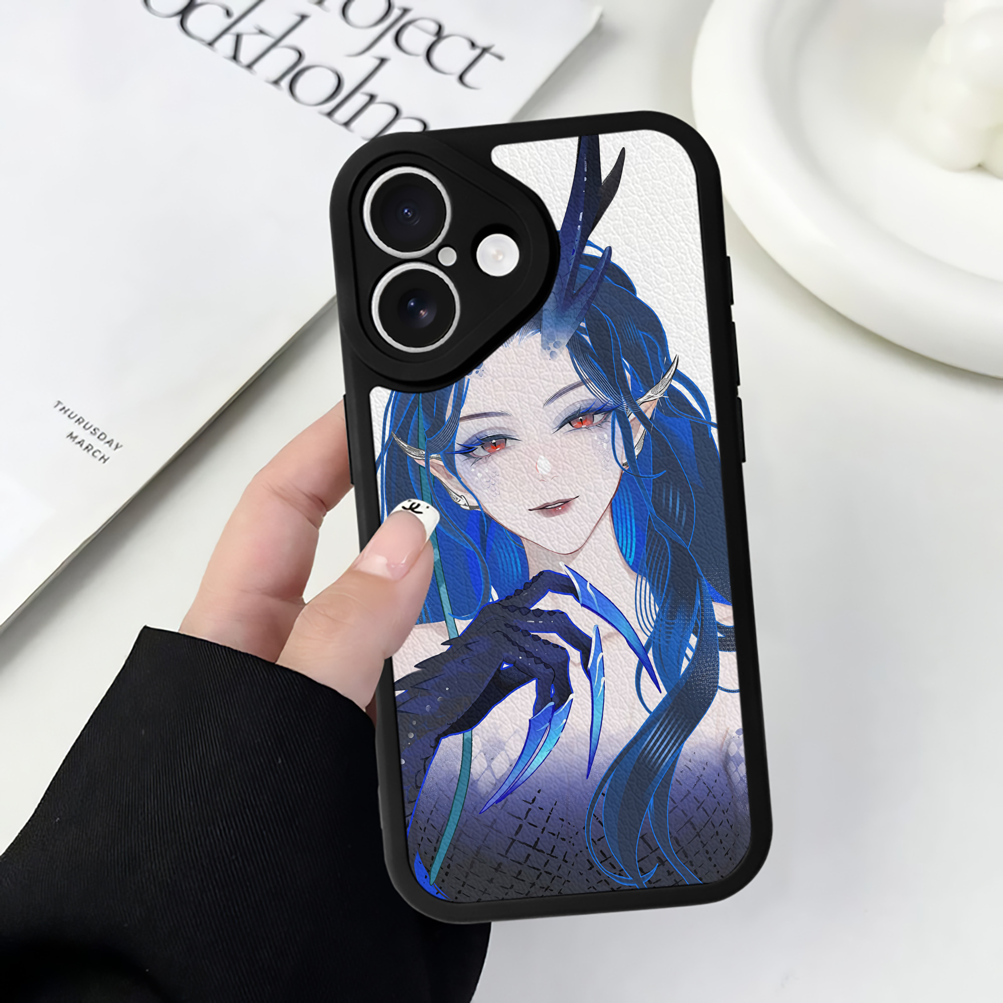 （画像用） Ne Zha 2 ナタ 魔童の大暴れ 【iPhone 16シリーズ対応】シリコンスマホケース（レザー調） 材質：シリコン